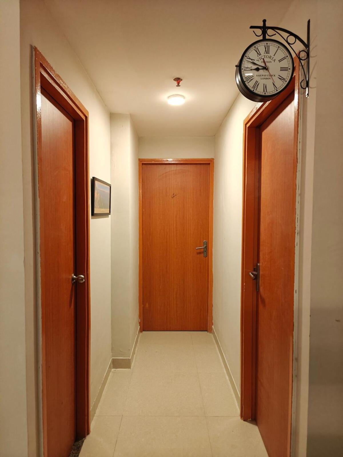 Signature 2Bhk Staycation Greater Noida Ngoại thất bức ảnh