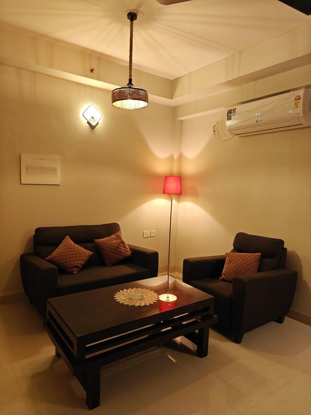 Signature 2Bhk Staycation Greater Noida Ngoại thất bức ảnh