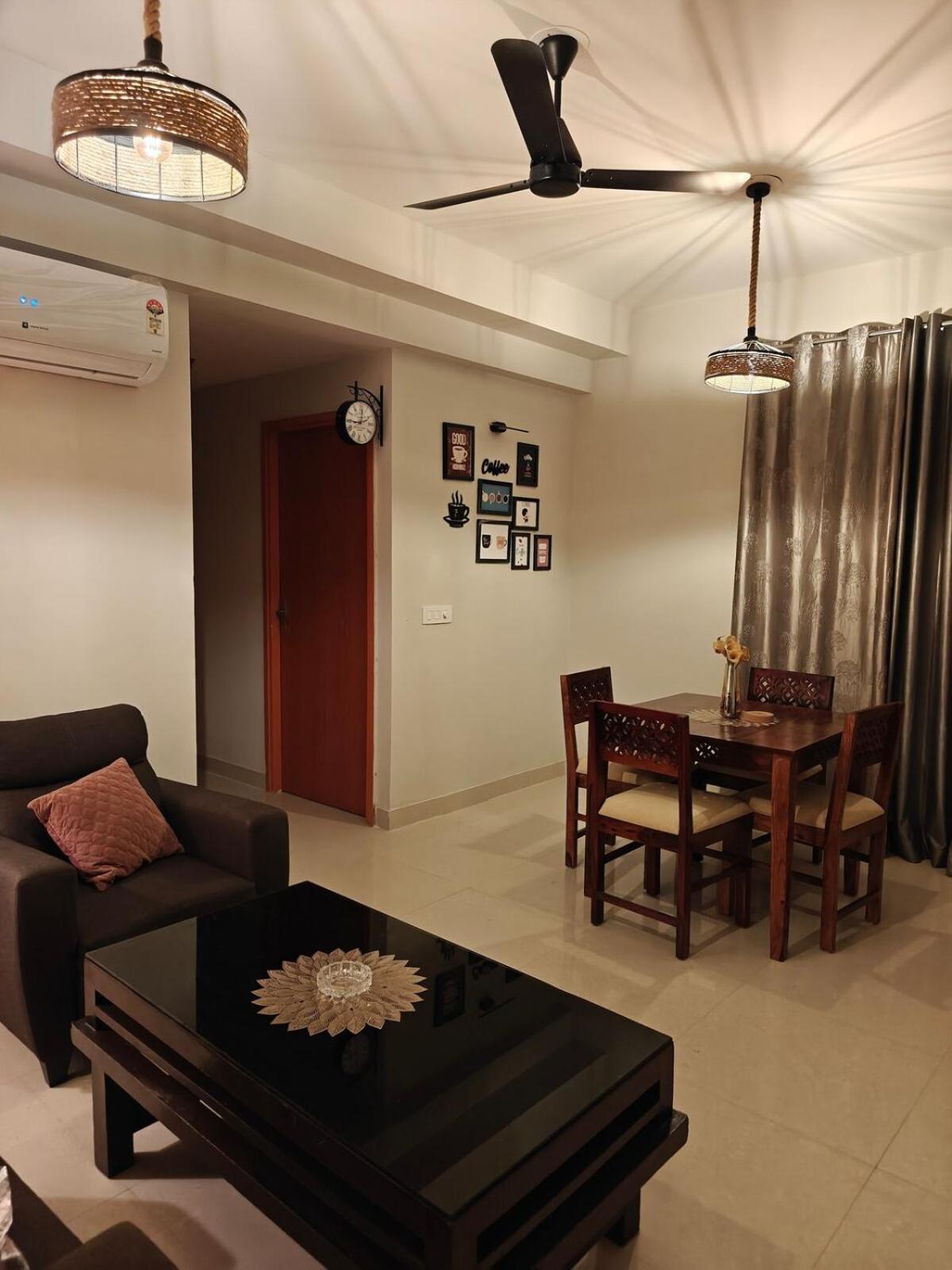 Signature 2Bhk Staycation Greater Noida Ngoại thất bức ảnh