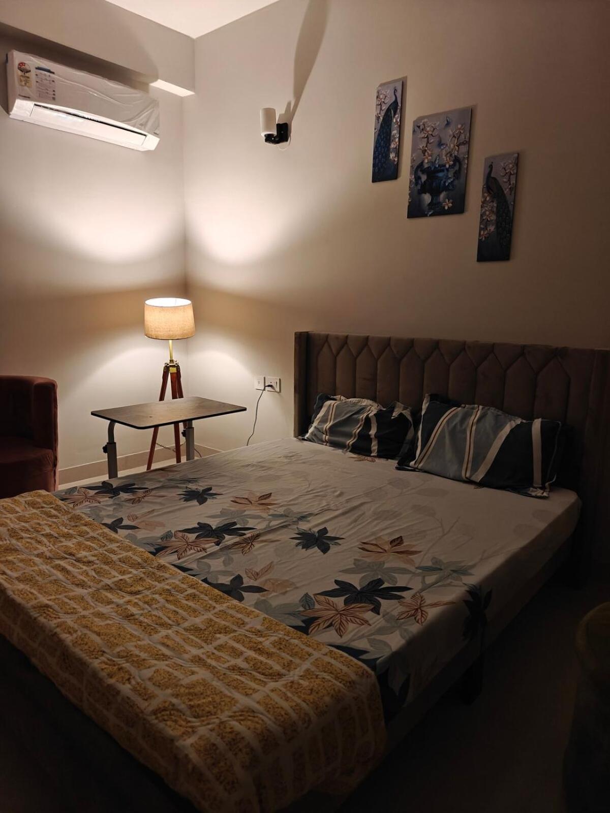 Signature 2Bhk Staycation Greater Noida Ngoại thất bức ảnh